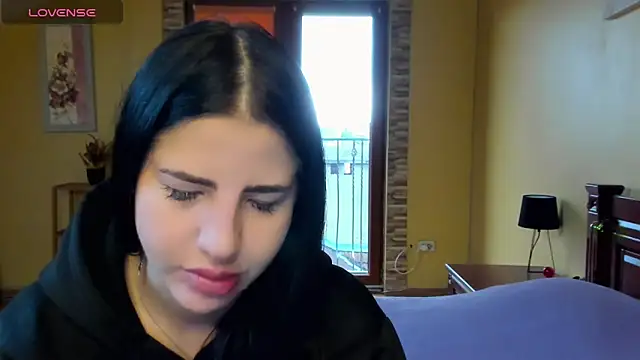 Malibu J online show from 10/28/25, 07:51