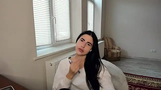 Malibu J online show from 11/28/25, 10:59