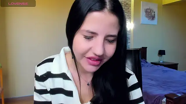 Malibu J online show from 11/19/25, 09:42