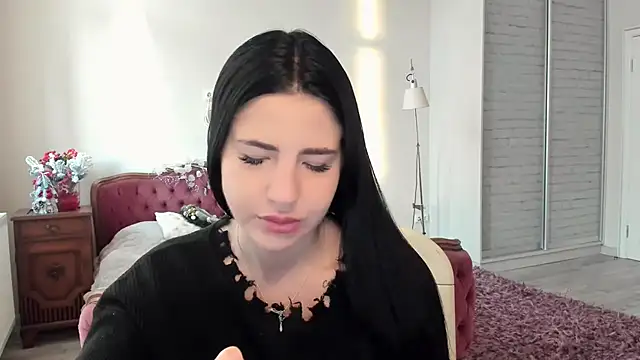 Malibu J online show from 12/15/25, 06:52