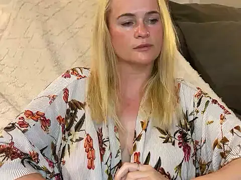 Sweet-TessaXX online show from 10/27/25, 05:36