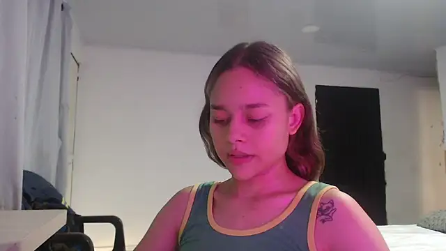 LittleCheerry69 online show from 03/06/26, 07:53