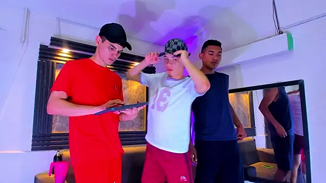 ALEX MILLER25 online show from 11/08/25, 04:27