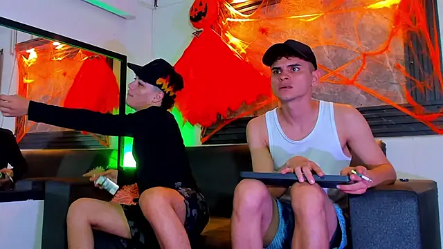 ALEX MILLER25 online show from 10/27/25, 04:57