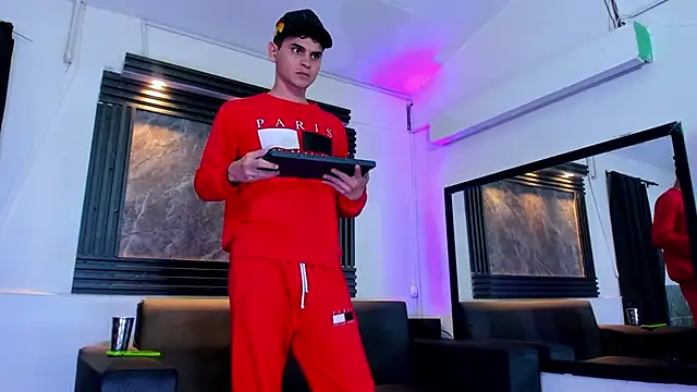 ALEX MILLER25 online show from 11/04/25, 05:11