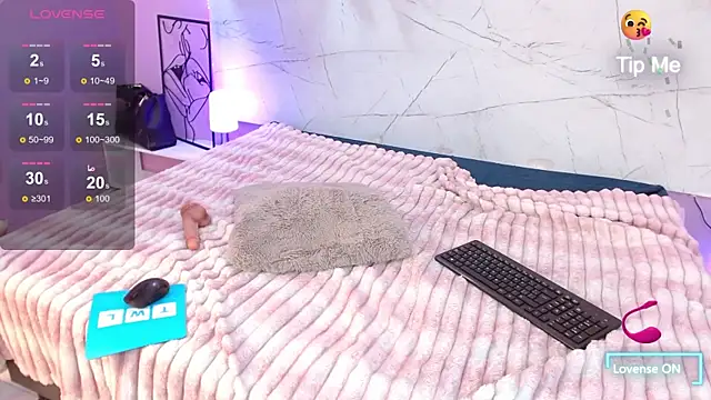 GABRIELLFOSTER online show from 12/19/25, 12:47