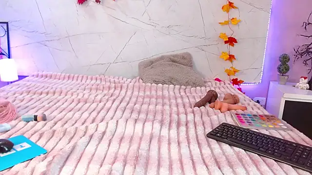 GABRIELLFOSTER online show from 11/23/25, 02:05