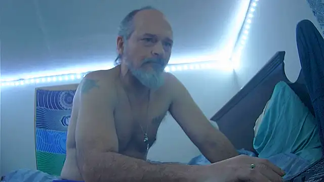 HippieDad333 online show from 12/21/25, 10:21