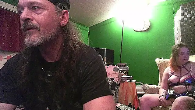 HippieDad333 online show from 04/14/26, 03:00