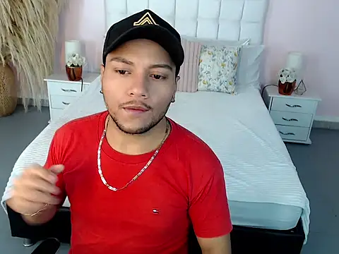 Max Rivers online show from 10/16/25, 12:02
