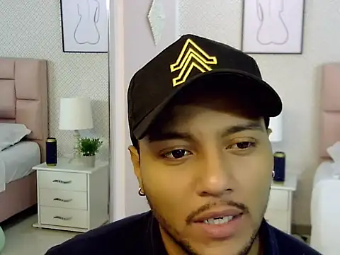 Max Rivers online show from 10/09/25, 07:14