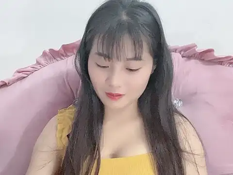 Lie liee online show from 12/16/25, 02:10