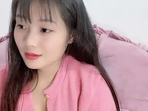 Lie liee online show from 11/18/25, 01:14