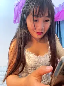 Lie liee online show from 10/06/25, 02:13