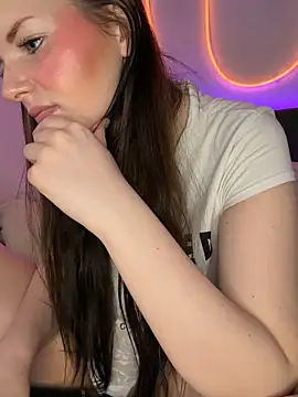 Mila-Jasmin online show from 03/26/26, 09:07