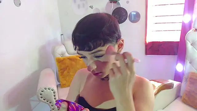 David Fox01 online show from 11/06/25, 07:07