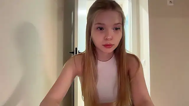 CandysRose online show from 05/13/26, 07:43