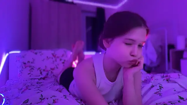 CandysRose online show from 10/17/25, 09:16