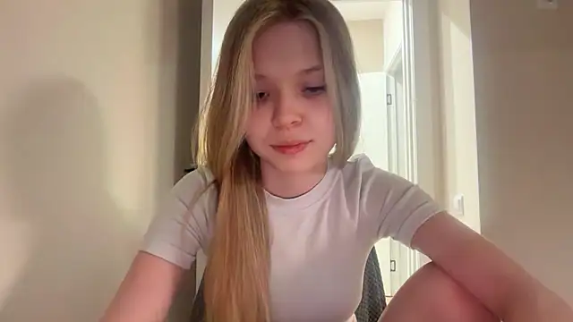 CandysRose online show from 05/19/26, 06:37