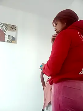 Snapshot of Tiffany-Parker_ chatting on 09/24/25, 04:13 Tiffany-Parker  online show from 09/24/25, 04:13