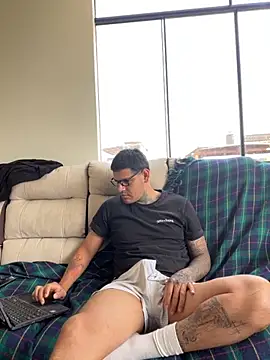 roa alee online show from 11/05/25, 07:17