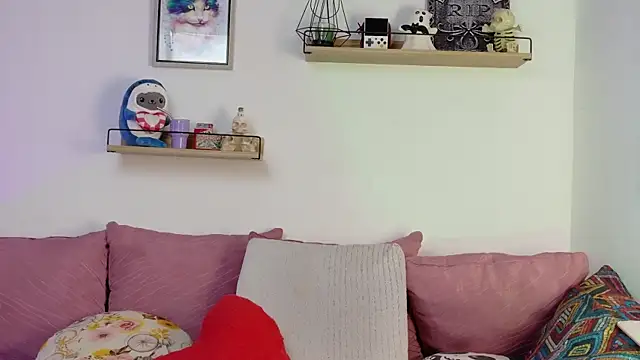 LucyDerby online show from 11/20/25, 12:11