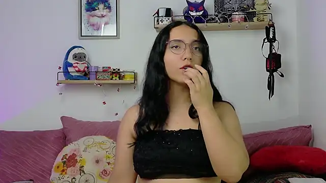 LucyDerby online show from 02/05/26, 01:45