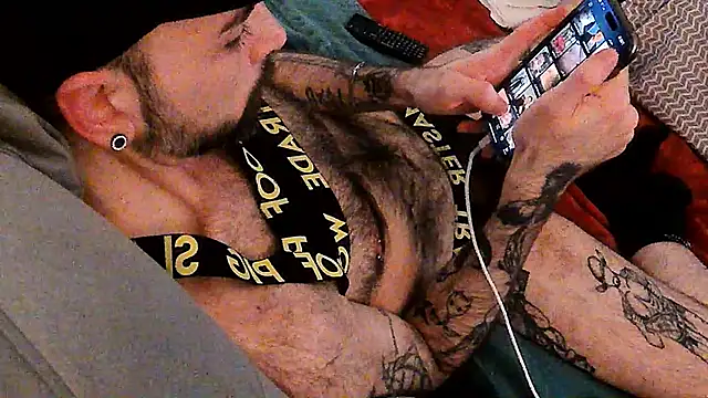 Snapshot of hungbot chatting on 01/06/26, 12:53 hungbot online show from 01/06/26, 12:53