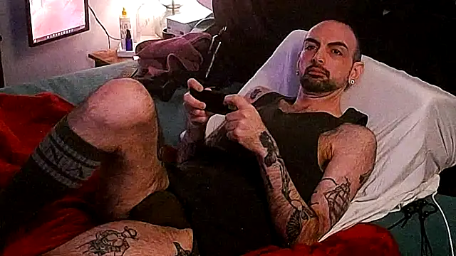 hungbot online show from 12/16/25, 05:55