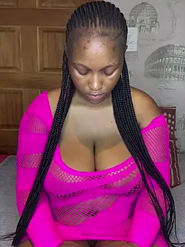 Bellabootie online show from 04/10/26, 08:27