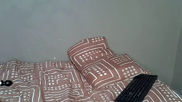 Snapshot of Bellabootie chatting on 11/30/25, 07:14 Bellabootie online show from 11/30/25, 07:14