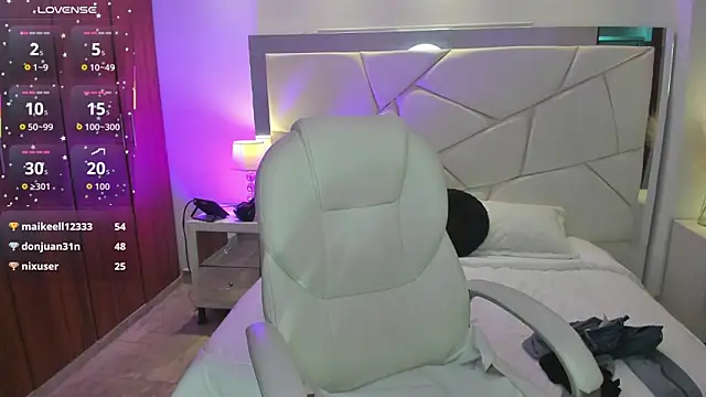 Natasha Kiim  online show from 03/27/26, 05:27