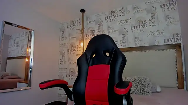 ALAHIACRUZ1 online show from 02/19/26, 07:22