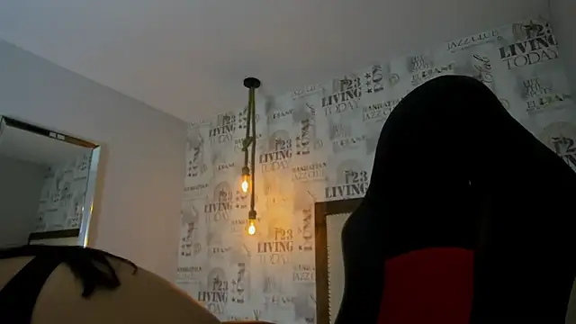 ALAHIACRUZ1 online show from 04/10/26, 07:21