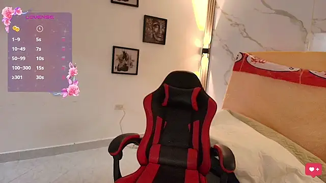 Nina Rouge7 online show from 11/15/25, 01:37