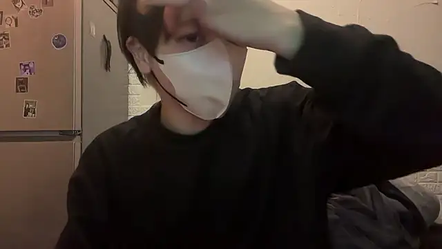 tora3220 online show from 10/30/25, 01:31