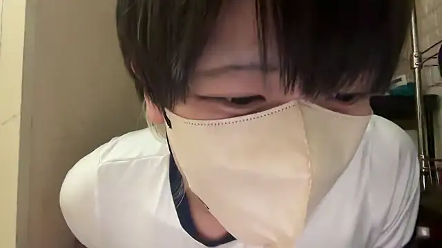 tora3220 online show from 10/28/25, 01:43