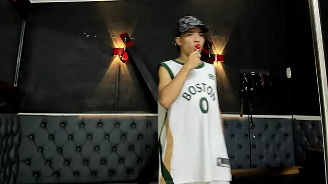 liam coleman25 online show from 11/23/25, 04:33