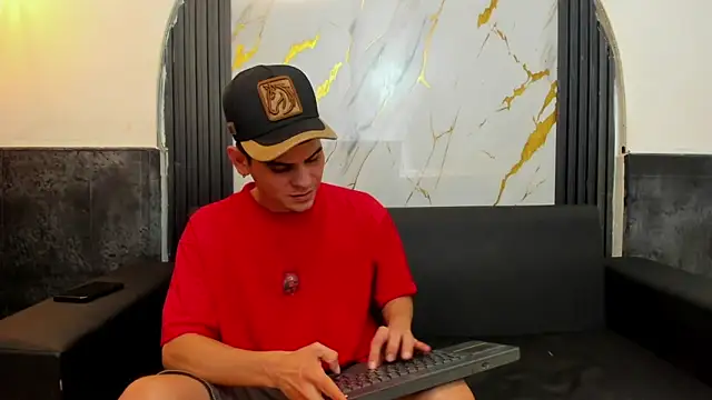 liam coleman25 online show from 01/11/26, 05:25