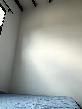 ISABELFORYOU1 online show from 12/15/25, 09:20