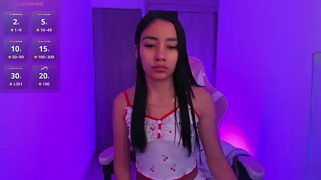 ISABELFORYOU1 online show from 11/12/25, 05:06