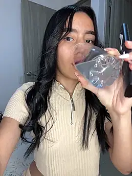 ISABELFORYOU1 online show from 02/18/26, 12:30