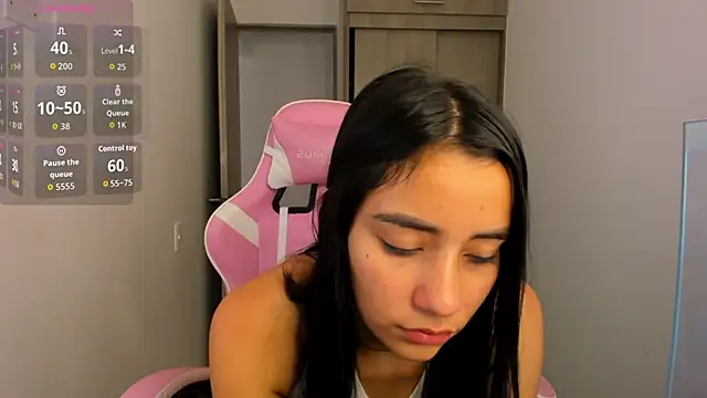 ISABELFORYOU1 online show from 12/18/25, 02:54