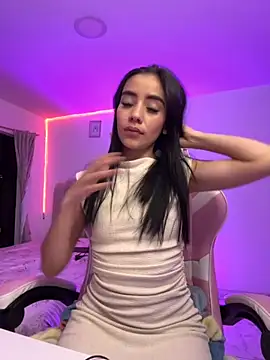 ISABELFORYOU1 online show from 10/17/25, 03:10