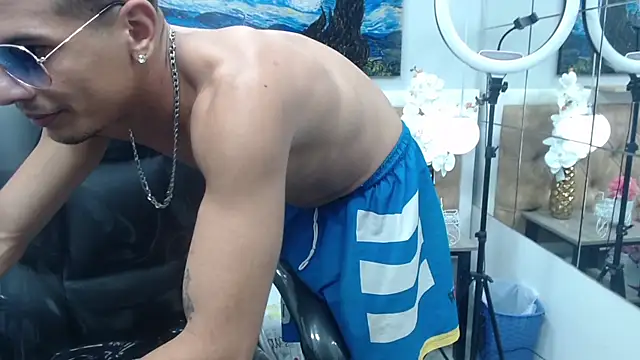 Snapshot of JackBanger_ chatting on 10/02/25, 12:58 JackBanger online show from 10/02/25, 12:58