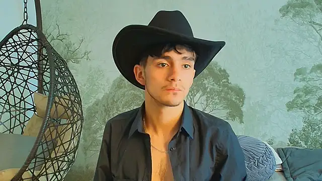 Snapshot of Axel_Draven chatting on 11/12/25, 11:14 Axel Draven online show from 11/12/25, 11:14