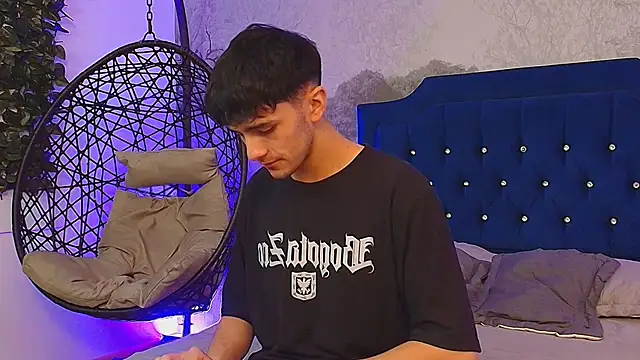 Snapshot of Axel_Draven chatting on 10/29/25, 11:31 Axel Draven online show from 10/29/25, 11:31