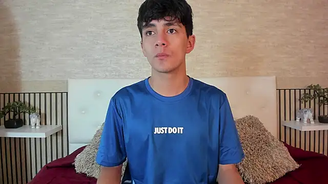 Axel Draven online show from 04/18/26, 11:45