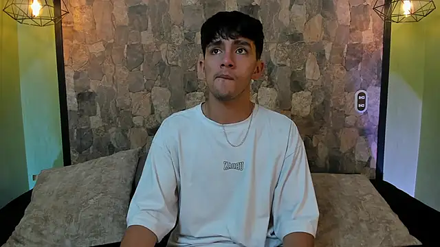 Snapshot of Axel_Draven chatting on 11/06/25, 11:03 Axel Draven online show from 11/06/25, 11:03