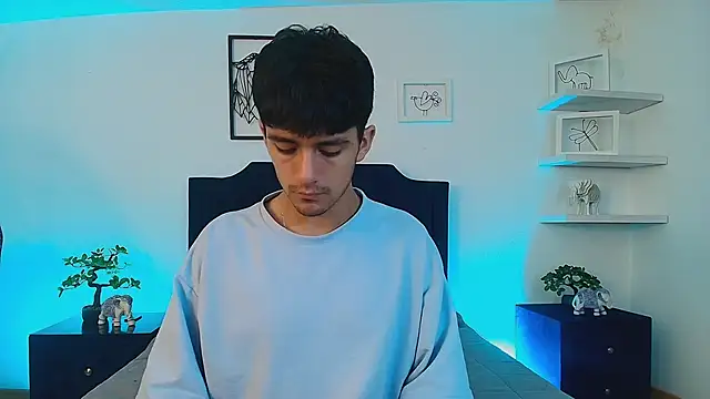 Snapshot of Axel_Draven chatting on 10/20/25, 11:33 Axel Draven online show from 10/20/25, 11:33